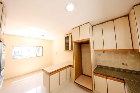 Casa à venda com 200m², 2 quartos e 6 vagasCozinha