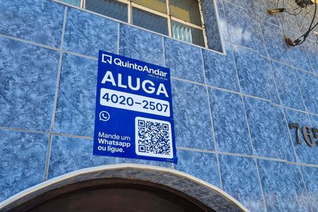 Casa à venda com 200m², 2 quartos e 6 vagasPlaca