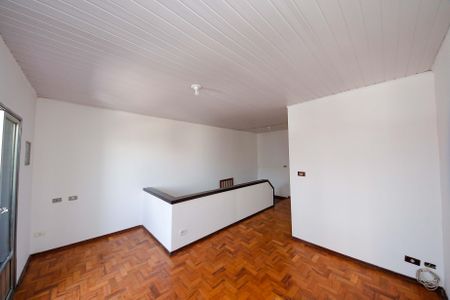Casa à venda com 200m², 2 quartos e 6 vagasSala