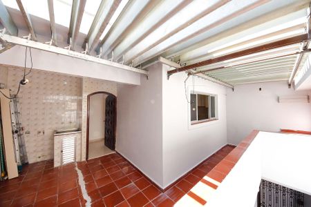 Casa à venda com 200m², 2 quartos e 6 vagasÁrea de Serviço