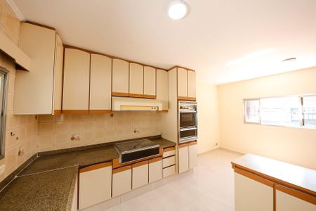 Casa à venda com 200m², 2 quartos e 6 vagasCozinha