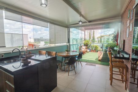 Apartamento à venda com 153m², 4 quartos e 2 vagasEspaço Gourmet na Cobertura