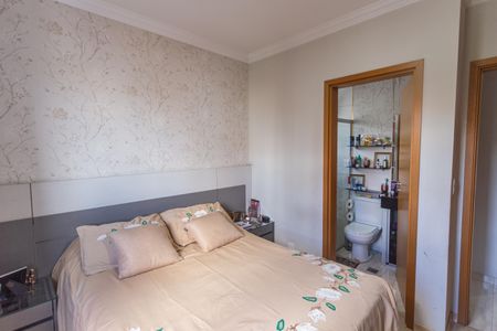 Apartamento à venda com 153m², 4 quartos e 2 vagasSuíte