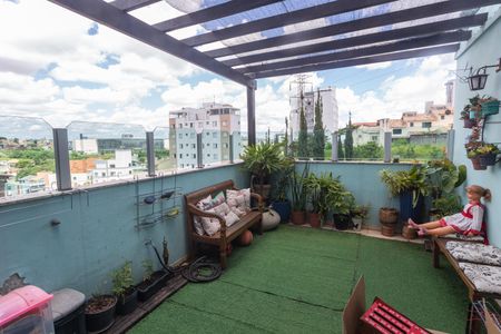 Apartamento à venda com 153m², 4 quartos e 2 vagasCobertura
