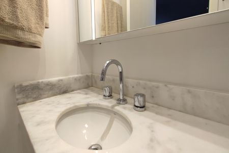 Apartamento à venda com 100m², 2 quartos e 2 vagasBanheiro Suíte 2