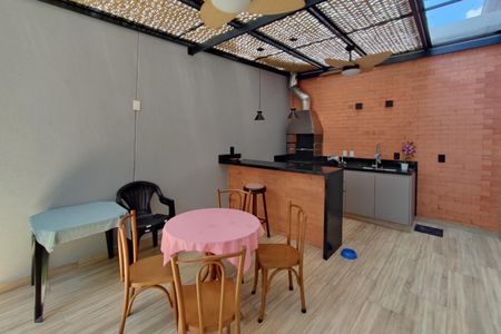 Apartamento à venda com 100m², 2 quartos e 2 vagasÁrea gourmet