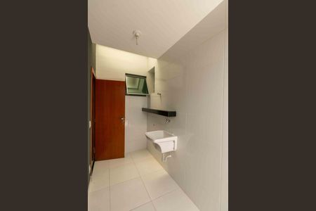 Casa à venda com 90m², 3 quartos e 1 vaga Casa à venda com 90m², 3 quartos e 1 vagaÁrea de Serviço