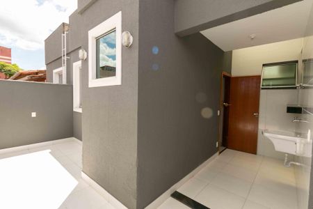 Casa à venda com 90m², 3 quartos e 1 vaga Casa à venda com 90m², 3 quartos e 1 vagaÁrea Externa