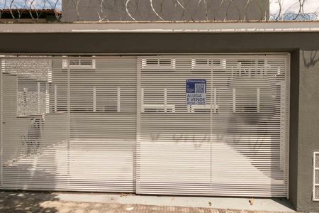 Casa à venda com 90m², 3 quartos e 1 vaga Casa à venda com 90m², 3 quartos e 1 vagaPlaquinha