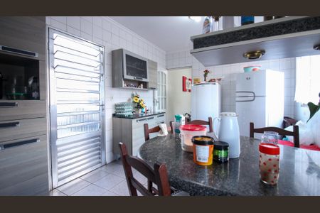 Casa à venda com 450m², 3 quartos e 8 vagasCozinha