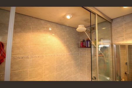 Casa à venda com 450m², 3 quartos e 8 vagasBanheiro/Suíte