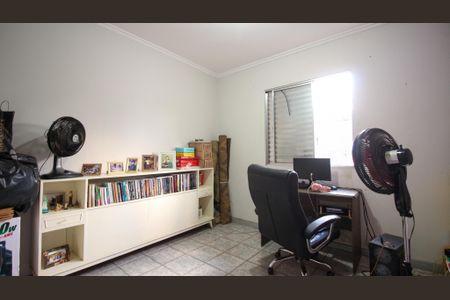 Casa à venda com 450m², 3 quartos e 8 vagasQuarto 1