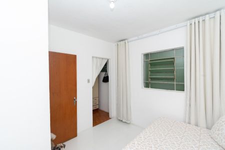 Casa à venda com 360m², 3 quartos e 4 vagasQuarto 2