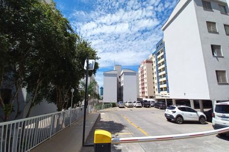 Apartamento para alugar com 65m², 3 quartos e 1 vagaFachada do Condomínio