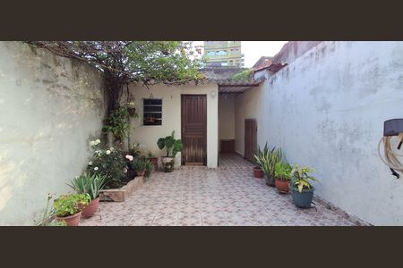 Casa à venda com 144m², 2 quartos e 1 vagaQuintal