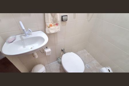 Casa à venda com 144m², 2 quartos e 1 vagaBanheiro Social 2