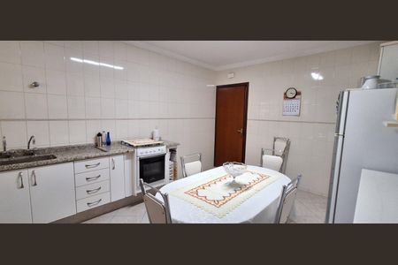 Casa à venda com 144m², 2 quartos e 1 vagaCozinha