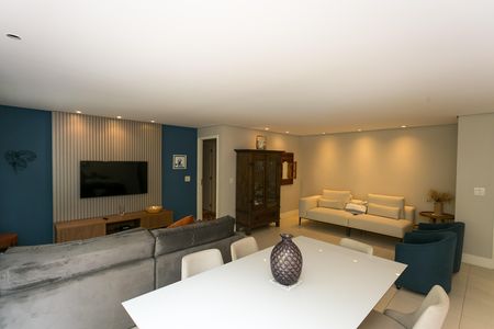 Apartamento à venda com 107m², 2 quartos e 2 vagas Apartamento à venda com 107m², 2 quartos e 2 vagasSala