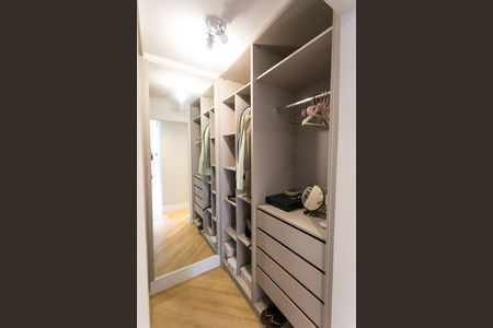Apartamento à venda com 107m², 2 quartos e 2 vagas Apartamento à venda com 107m², 2 quartos e 2 vagassuíte