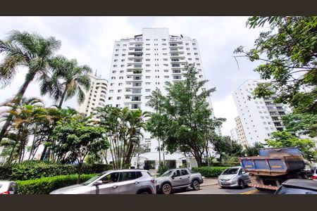 Apartamento à venda com 107m², 2 quartos e 2 vagas Apartamento à venda com 107m², 2 quartos e 2 vagasFachada