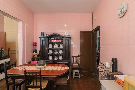 Casa à venda com 285m², 3 quartos e 5 vagas Casa à venda com 285m², 3 quartos e 5 vagasCozinha