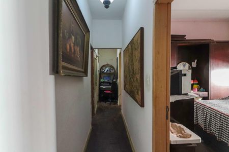 Casa à venda com 285m², 3 quartos e 5 vagas Casa à venda com 285m², 3 quartos e 5 vagasCorredor Quartos