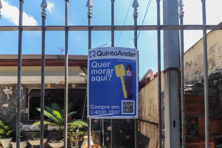 Casa à venda com 285m², 3 quartos e 5 vagas Casa à venda com 285m², 3 quartos e 5 vagasPlaquinha