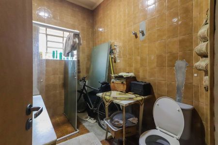 Casa à venda com 285m², 3 quartos e 5 vagas Casa à venda com 285m², 3 quartos e 5 vagasBanheiro