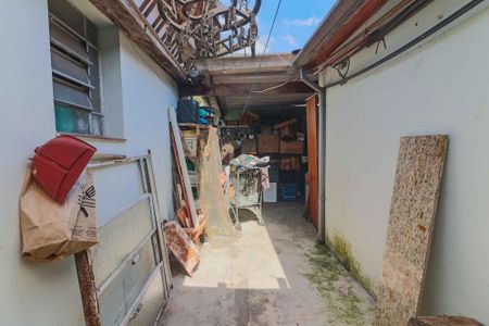 Casa à venda com 285m², 3 quartos e 5 vagas Casa à venda com 285m², 3 quartos e 5 vagasQuintal / Lavanderia