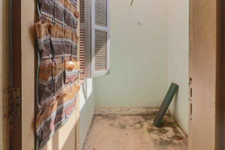 Casa à venda com 285m², 3 quartos e 5 vagas Casa à venda com 285m², 3 quartos e 5 vagasQuarto 1 Suíte