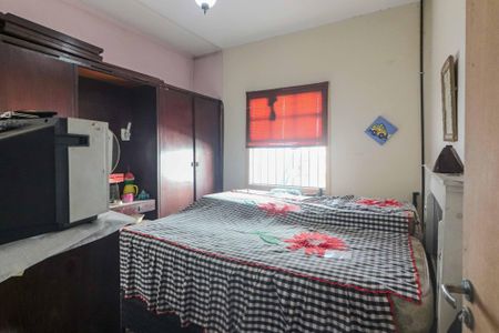 Casa à venda com 285m², 3 quartos e 5 vagas Casa à venda com 285m², 3 quartos e 5 vagasQuarto 2