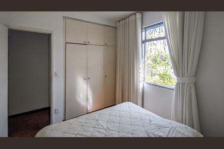 Apartamento para alugar com 70m², 2 quartos e 1 vagaQuarto