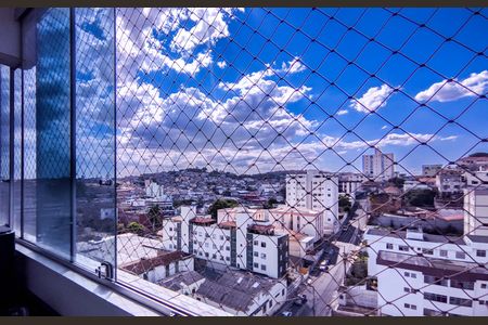 Apartamento para alugar com 70m², 2 quartos e 1 vagaCozinha e Área de Serviço