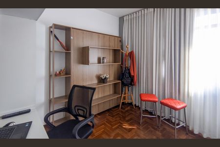 Apartamento para alugar com 70m², 2 quartos e 1 vagaEscritório