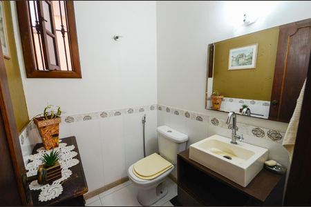 Casa à venda com 574m², 4 quartos e 3 vagasLavabo Sala