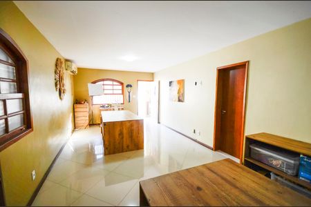 Casa à venda com 574m², 4 quartos e 3 vagasSuíte 4