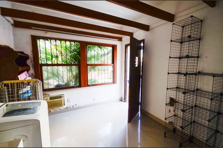 Casa à venda com 574m², 4 quartos e 3 vagasÁrea de Serviço