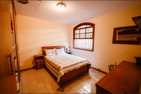 Casa à venda com 574m², 4 quartos e 3 vagasSuíte 2