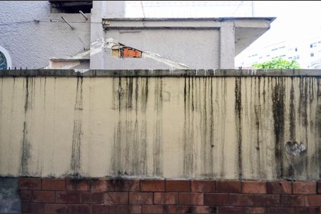 Casa à venda com 574m², 4 quartos e 3 vagasVista da Suíte 2