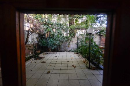 Casa à venda com 574m², 4 quartos e 3 vagasVista da Sala