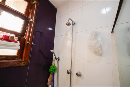 Casa à venda com 574m², 4 quartos e 3 vagasBanheiro da Suíte 1