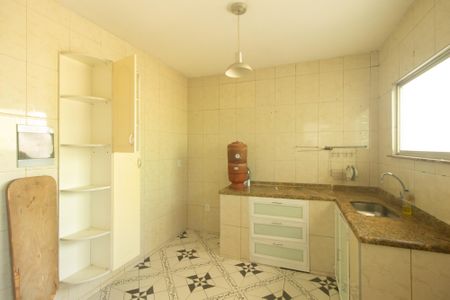 Casa para alugar com 548m², 5 quartos e 2 vagas Casa para alugar com 548m², 5 quartos e 2 vagasCozinha