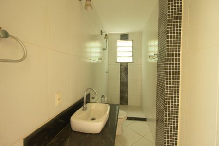 Casa para alugar com 548m², 5 quartos e 2 vagas Casa para alugar com 548m², 5 quartos e 2 vagasBanheiro Social 2
