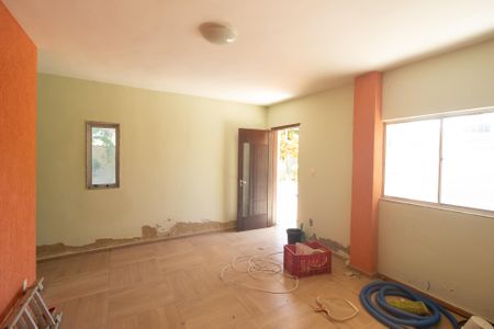 Casa para alugar com 548m², 5 quartos e 2 vagas Casa para alugar com 548m², 5 quartos e 2 vagasSala 2