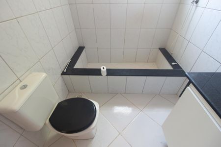 Casa para alugar com 548m², 5 quartos e 2 vagas Casa para alugar com 548m², 5 quartos e 2 vagasBanheiro da Suíte