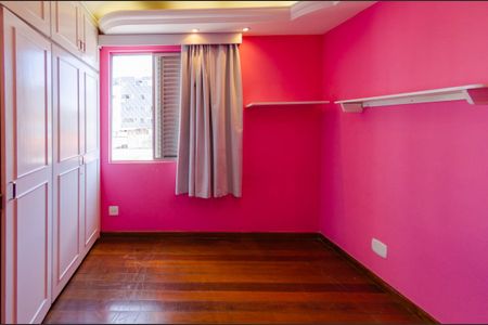 Apartamento à venda com 180m², 3 quartos e 2 vagasQuarto 1