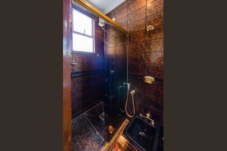 Apartamento à venda com 180m², 3 quartos e 2 vagasBanheiro suíte