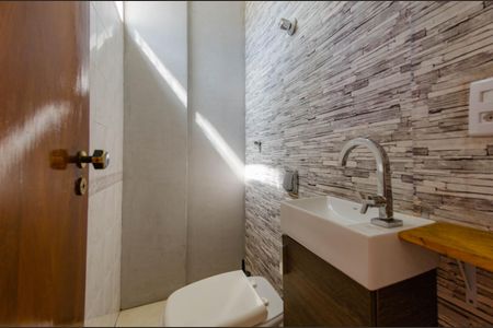 Apartamento à venda com 180m², 3 quartos e 2 vagasLavabo