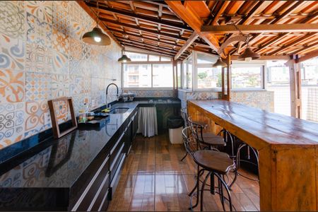 Apartamento à venda com 180m², 3 quartos e 2 vagasÁrea gourmet