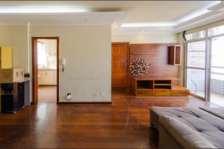 Apartamento à venda com 180m², 3 quartos e 2 vagasSala